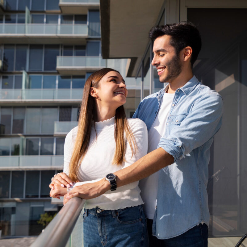 Chi paga il rifacimento dei balconi in condominio